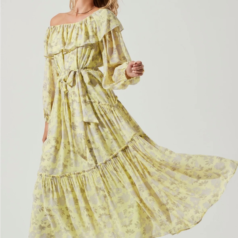 ASTR Maxi Dress